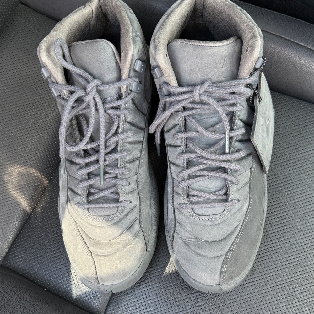 Jordan 12 PSNY grey * BARELY WORN*